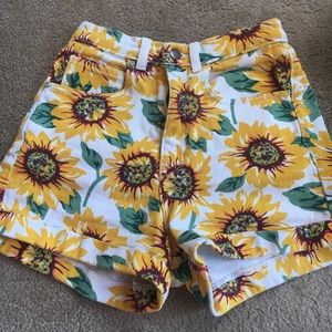 American Apparel, High waisted sunflower shorts